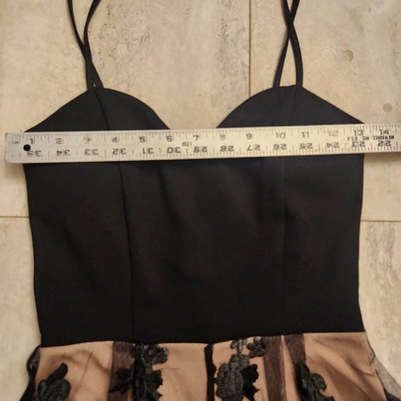 Charlotte Russe Nude and Black Lace Sweetheart Romper Sz: S Whimsygoth Vamp - Picture 13 of 16